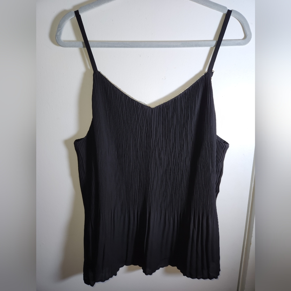 NWT The Limited Collection Black with Gold Trim Tank Top Large